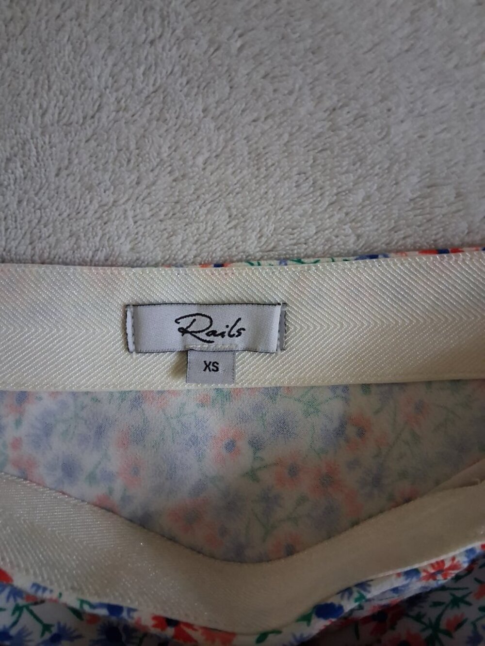 Rails Women's Size XS White Lara Wild Daisies Cottagecore Mini Skirt - Picture 7 of 12